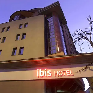 Ibis Heroes Square Отель