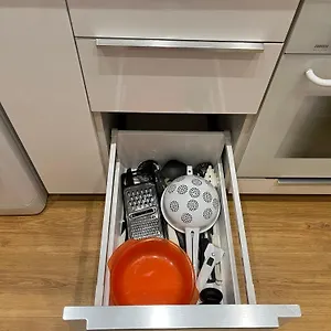 Makes Happy Apartment