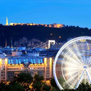 Kempinski Corvinus Отель