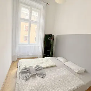 Pensiune Synagouge Astoria, Budapesta