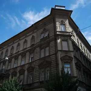 Barcsay Apartment